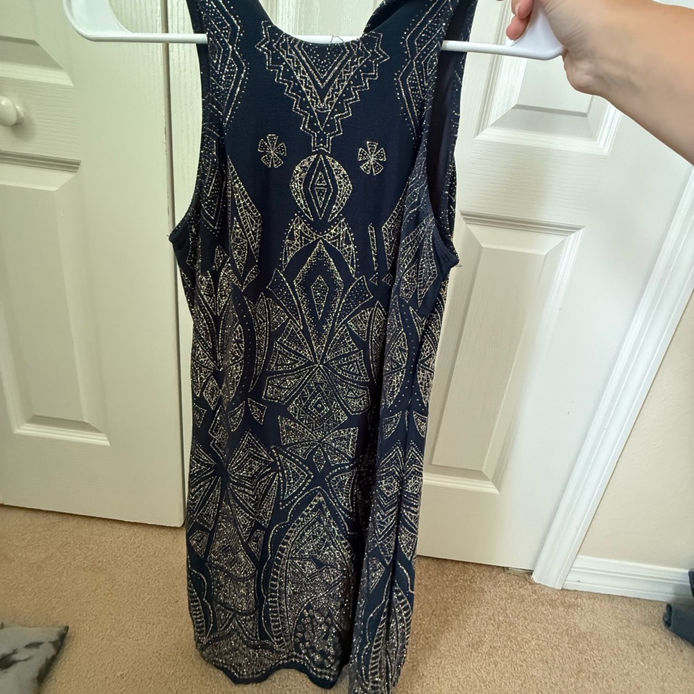 Black and Gold Patterned Sleeveless Dress